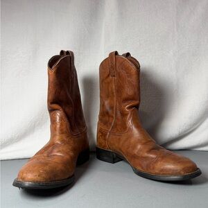 Men size 9 Ariat Tan Leather Men's Western Boots